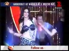 Zee News : Meet Sunny Leone : Bollywood's new HOT & DESI Item Girl